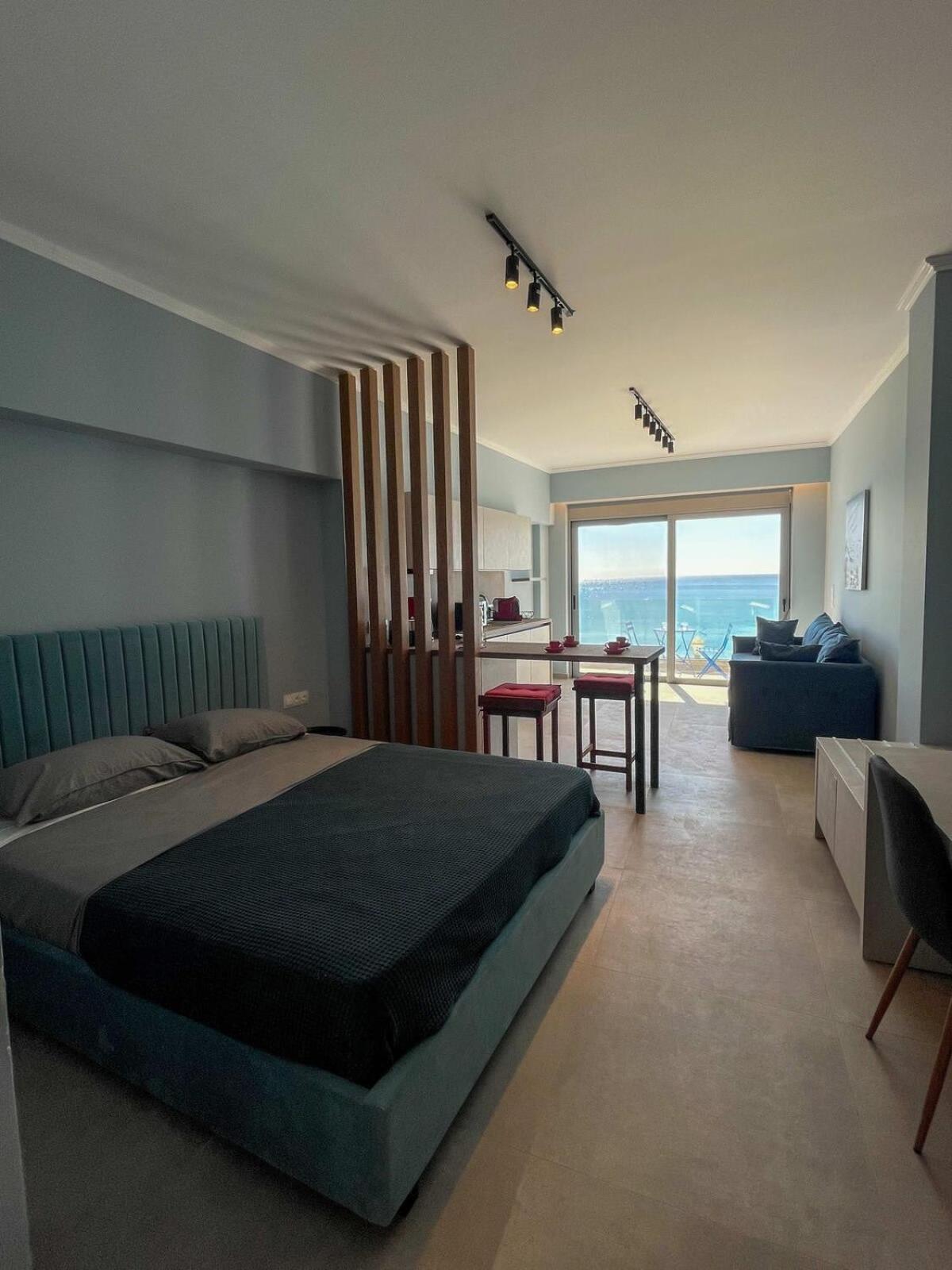 Sea Breeze Modern Studio With Balcony Haraki