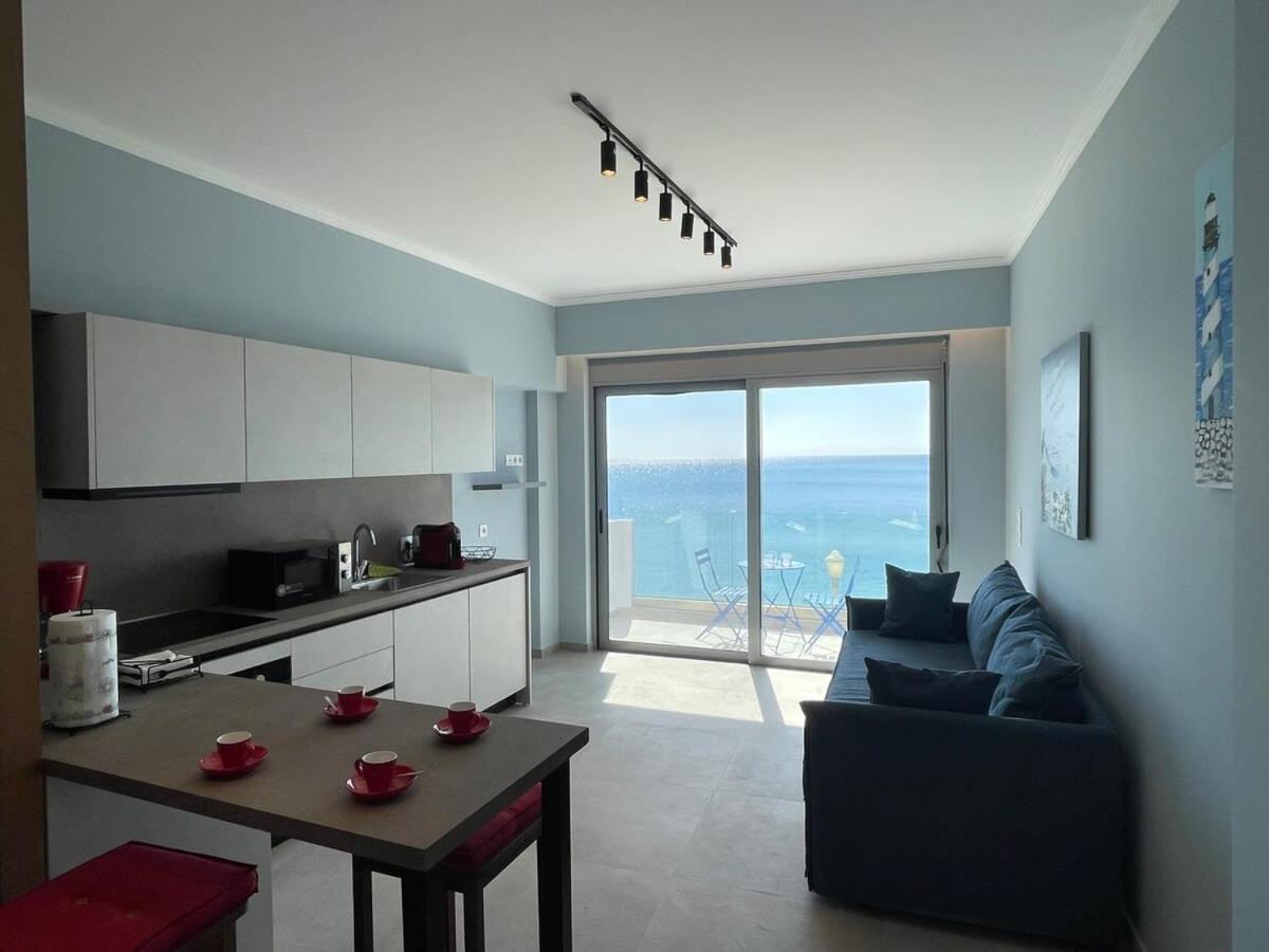 Sea Breeze Modern Studio With Balcony Apartmán Haraki