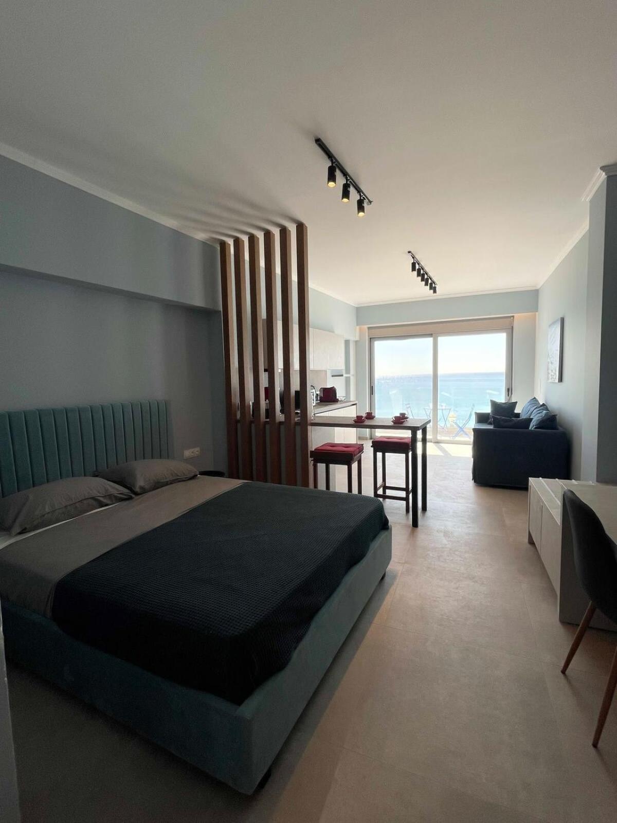 Sea Breeze Modern Studio With Balcony *