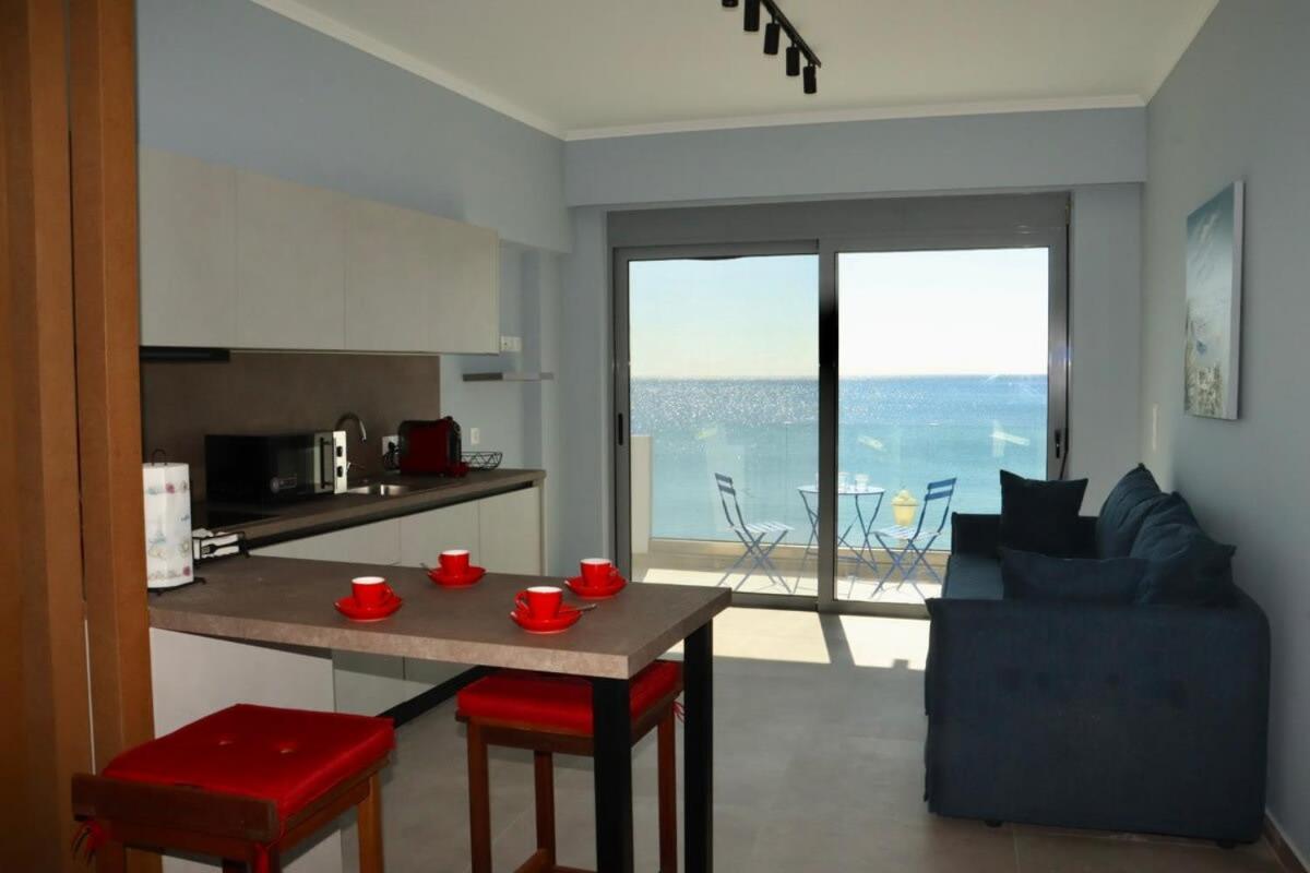 Apartmán Sea Breeze Modern Studio With Balcony *
